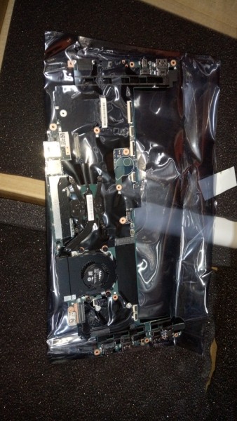 00JT822 Lenovo ThinkPad Mainboard Intel i5-6200U 8GB no Key X1 Yoga Gen 1